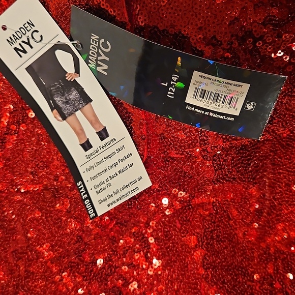 Madden NYC Sequin Red Mini Skirt W Pockets Sz. L - Picture 5 of 9
